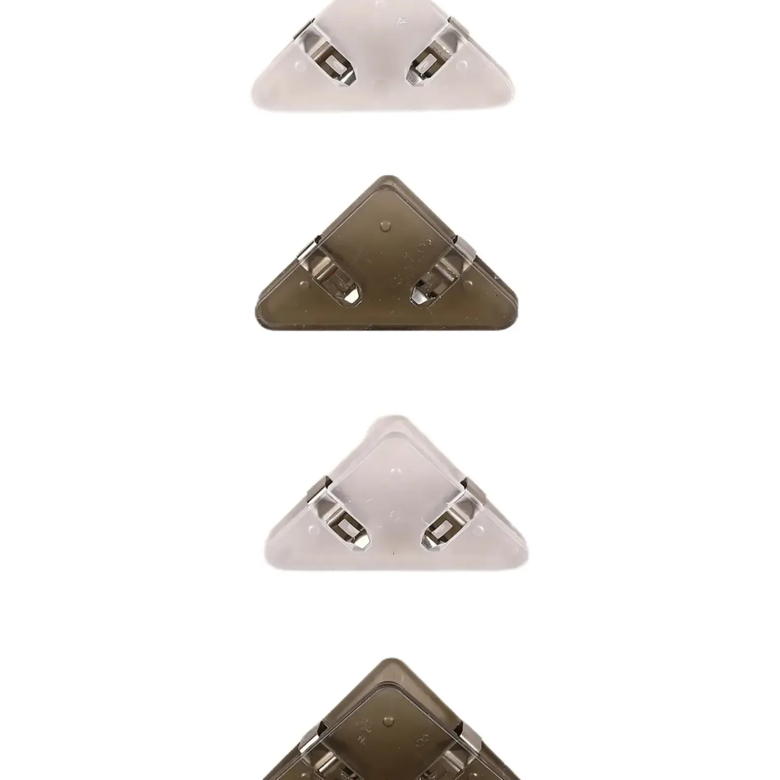 Conjunto 4 Clips Triangulares 5,3x3,1cm